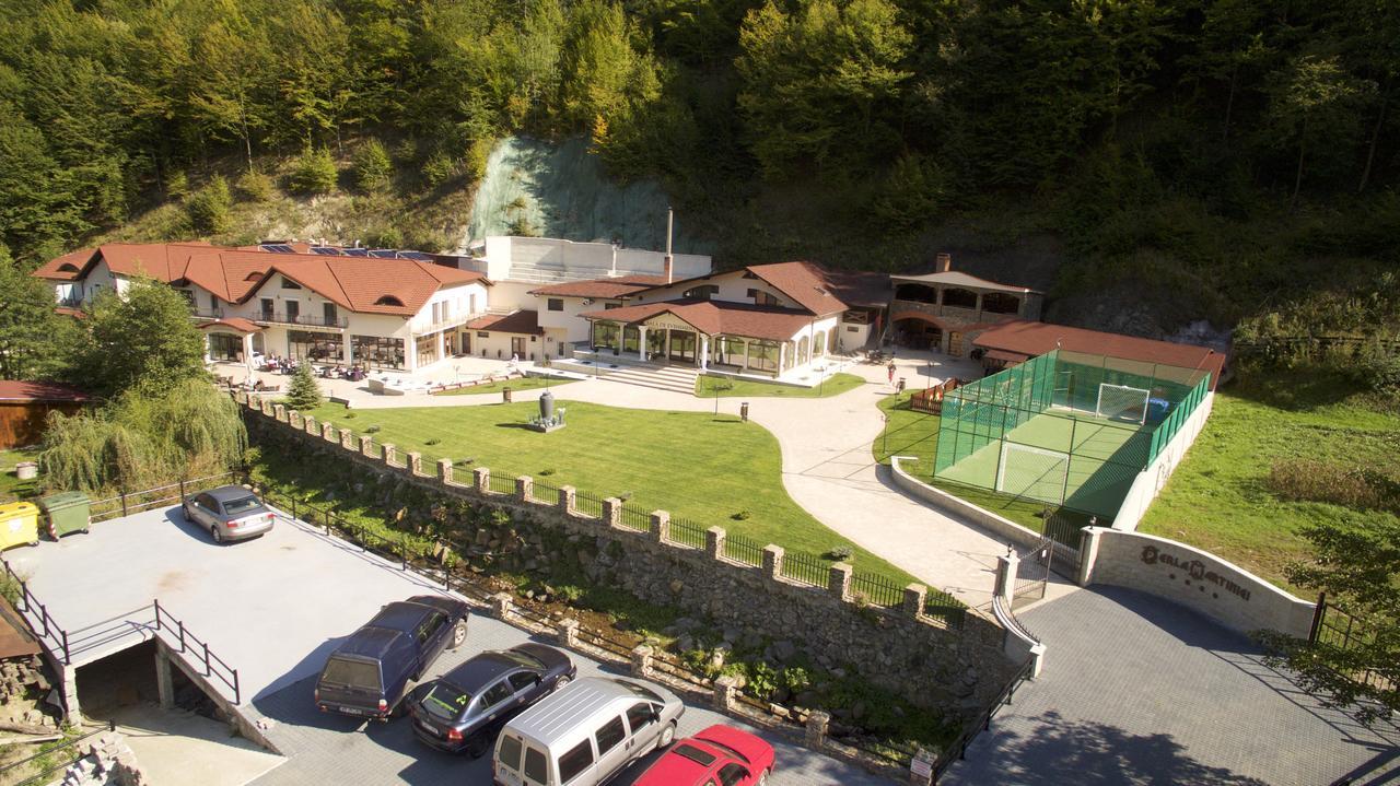 Pensiunea Perla Martiniei Nsd Exterior photo